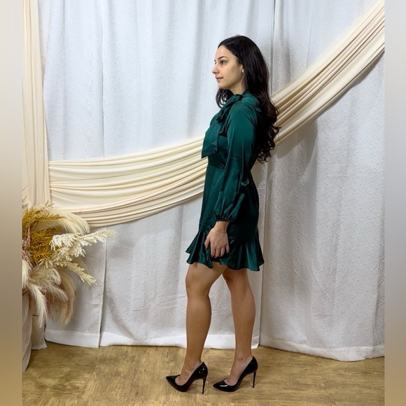 Satin tie neck dress - Picture 2 of 3